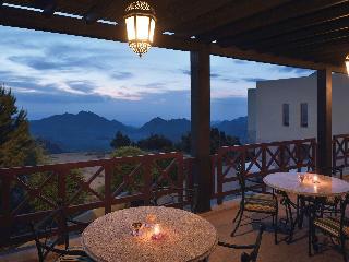 Movenpick Nabatean Castle Hotel