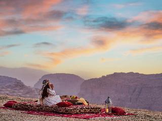 Movenpick Nabatean Castle Hotel