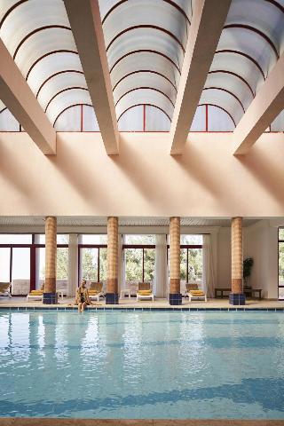 Movenpick Nabatean Castle Hotel