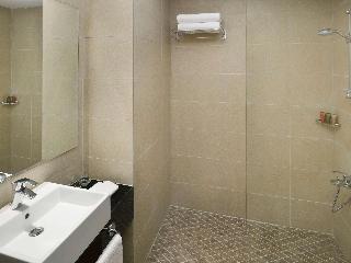 Movenpick Nabatean Castle Hotel