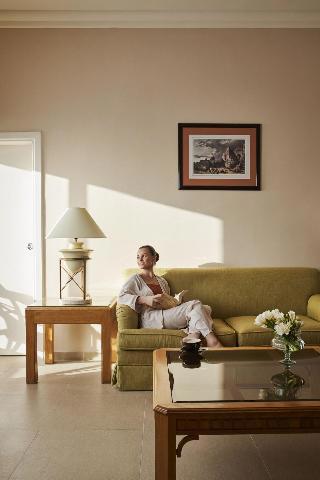 Movenpick Nabatean Castle Hotel