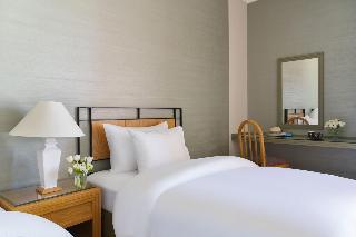 Movenpick Nabatean Castle Hotel