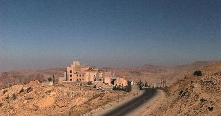 Movenpick Nabatean Castle Hotel