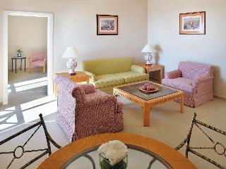 Movenpick Nabatean Castle Hotel