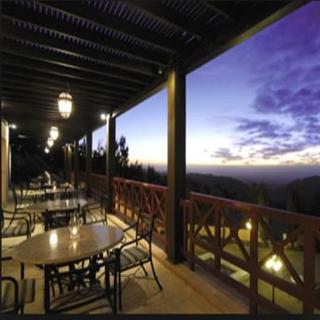 Movenpick Nabatean Castle Hotel