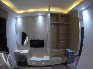 Elite Grand City