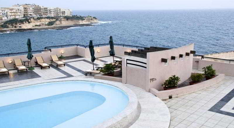 Calypso Hotel
