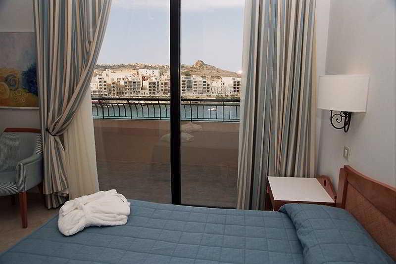 Calypso Hotel