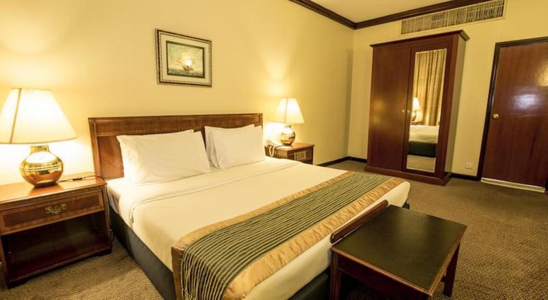 Rolla Suites Hotel fotoğrafı