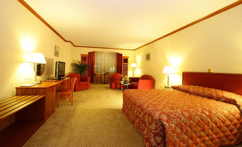 The George Hotel by Saffron fotoğrafı