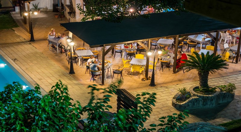 Achousa Hotel fotoğrafı