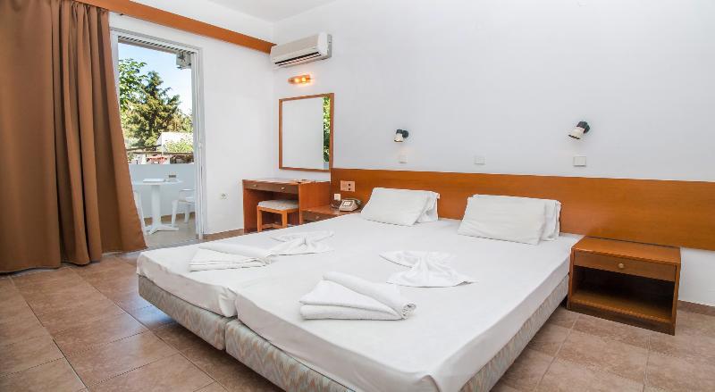 Achousa Hotel galeri fotoğrafı
