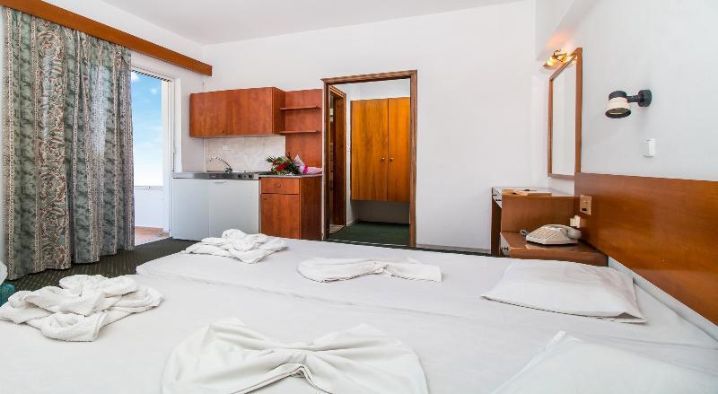 Achousa Hotel galeri fotoğrafı