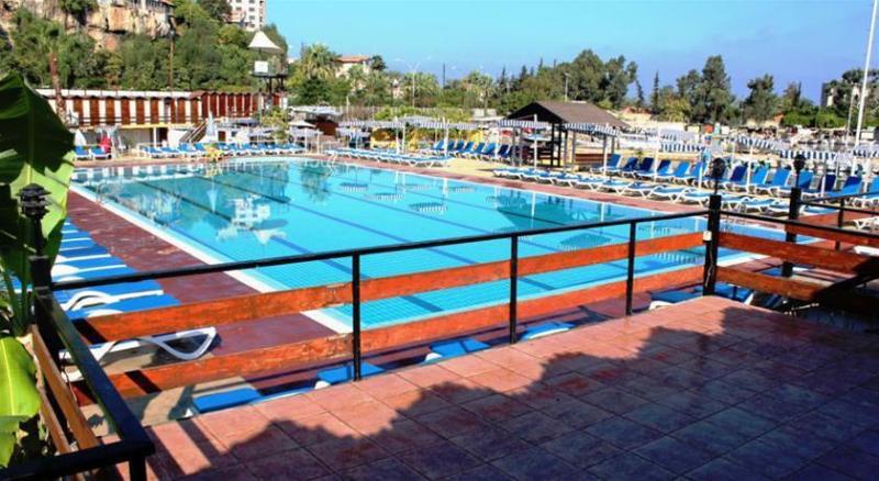 Bel Azur Hotel & Resort