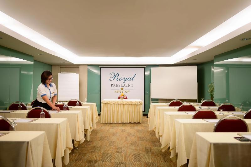 Court Wing Hotel Sukhumvit Bangkok