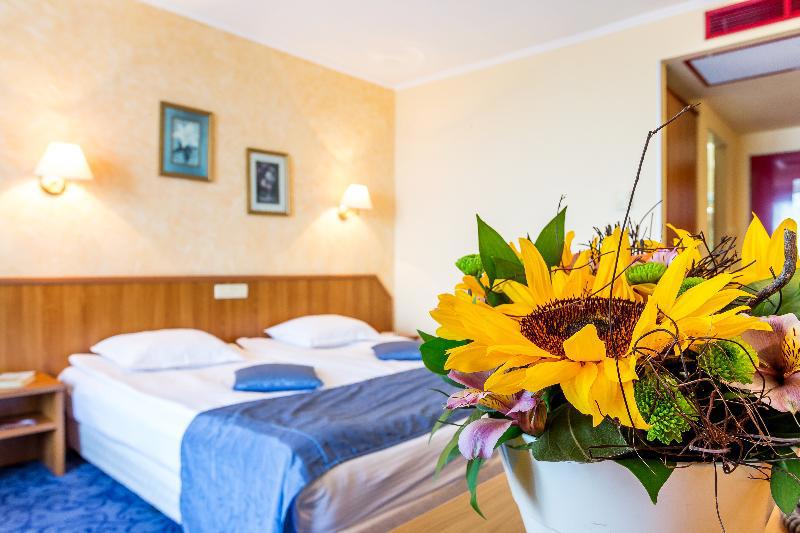 Saint George Hotel & Spa