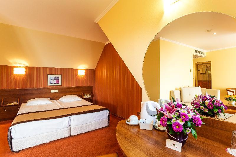 Saint George Hotel & Spa
