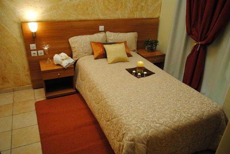 Glaros Hotel fotoğrafı