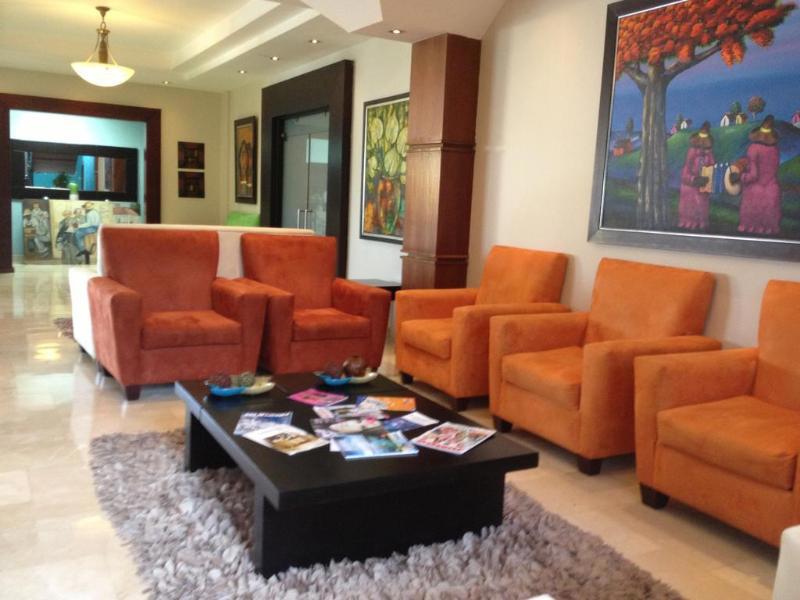 Hotel Century Plaza