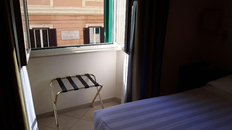 Crosti Hotel galeri fotoğrafı