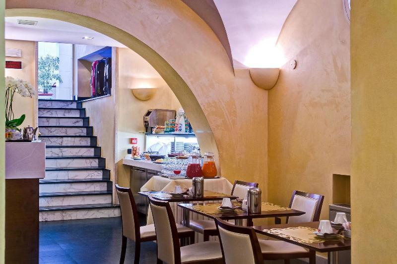 Crosti Hotel galeri fotoğrafı