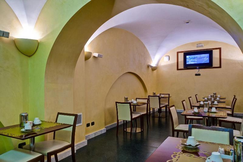 Crosti Hotel galeri fotoğrafı