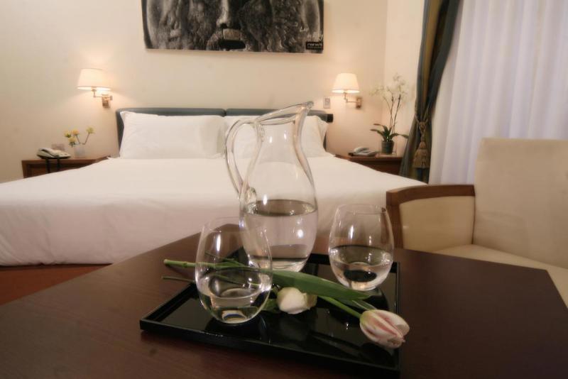 Crosti Hotel galeri fotoğrafı