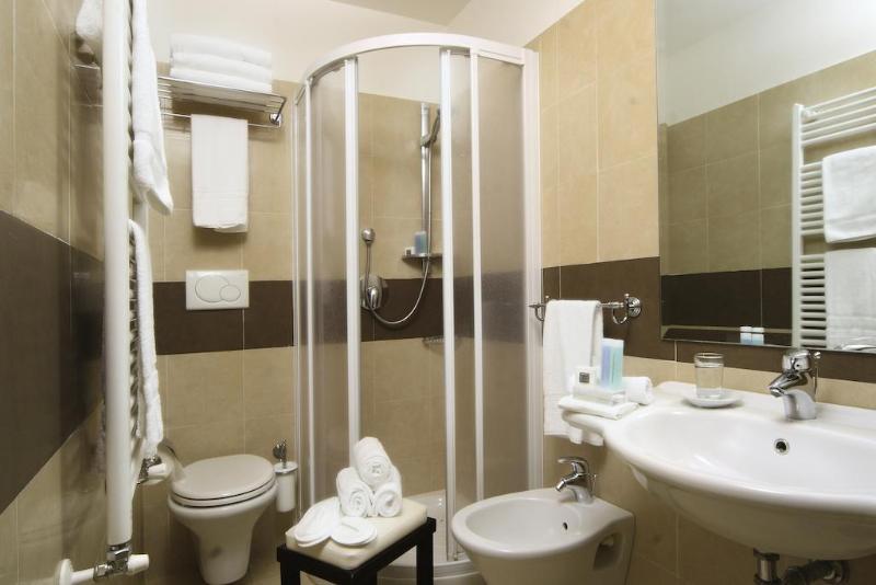 Crosti Hotel galeri fotoğrafı