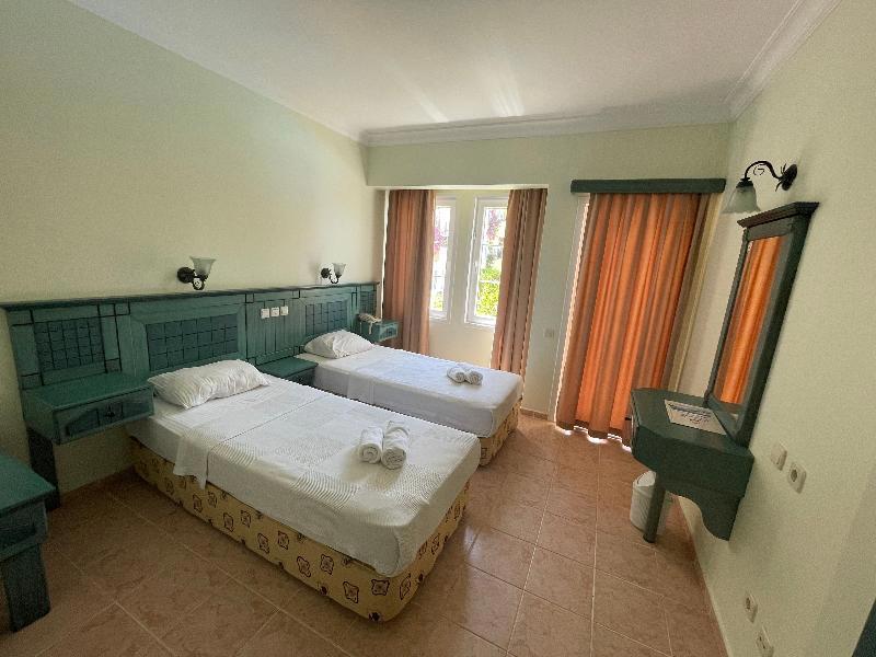 Celay Hotel galeri fotoğrafı