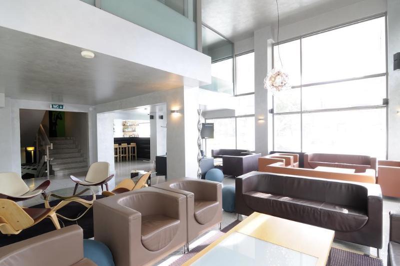 Maniatis Hotel