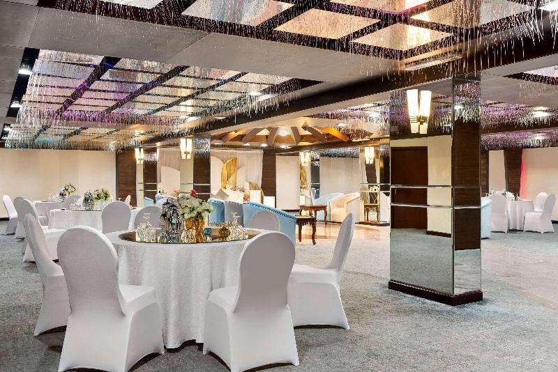 Ramada By Wyndham Dammam Khaleej Road