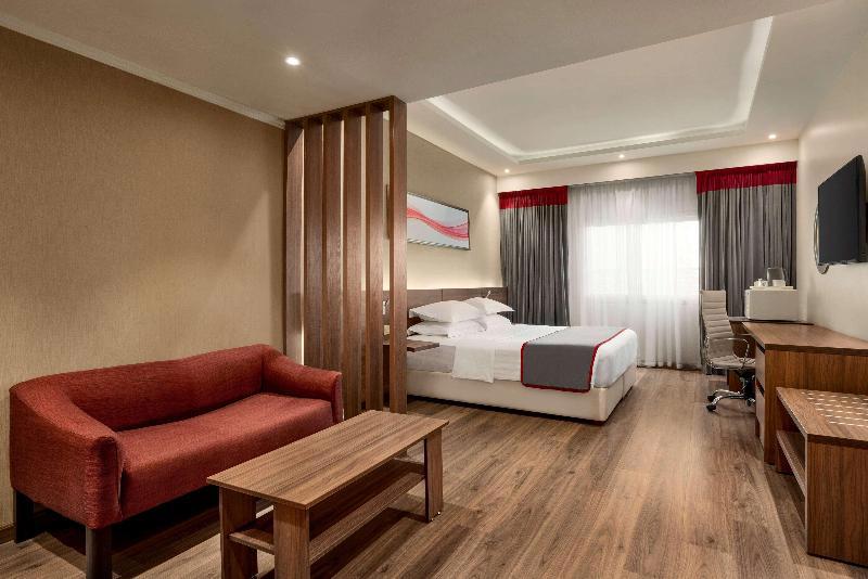 Ramada By Wyndham Dammam Khaleej Road