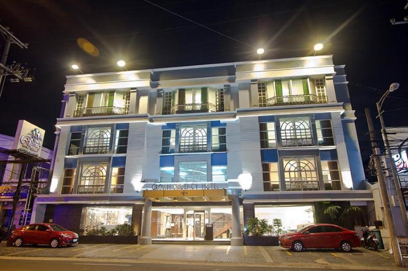 Crown Regency Hotel Makati