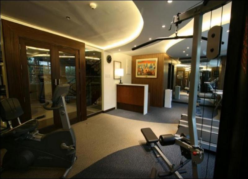 Crown Regency Hotel Makati