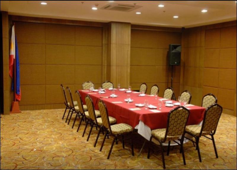 Crown Regency Hotel Makati