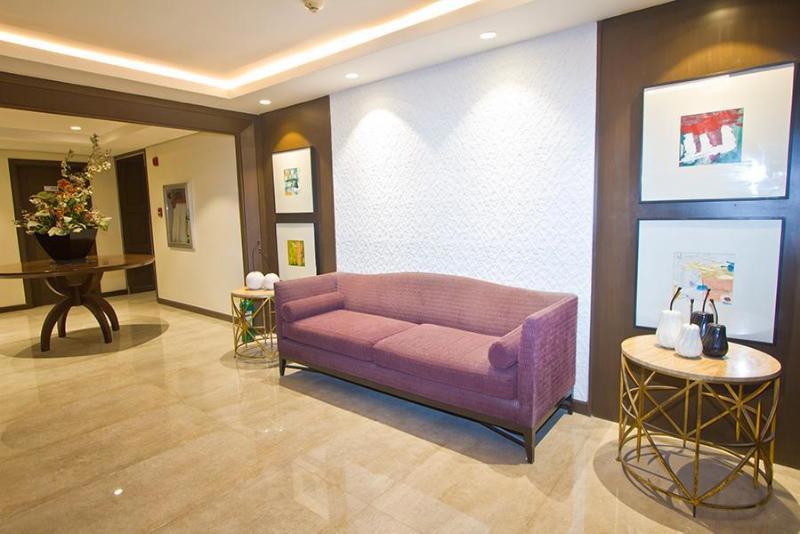 Crown Regency Hotel Makati