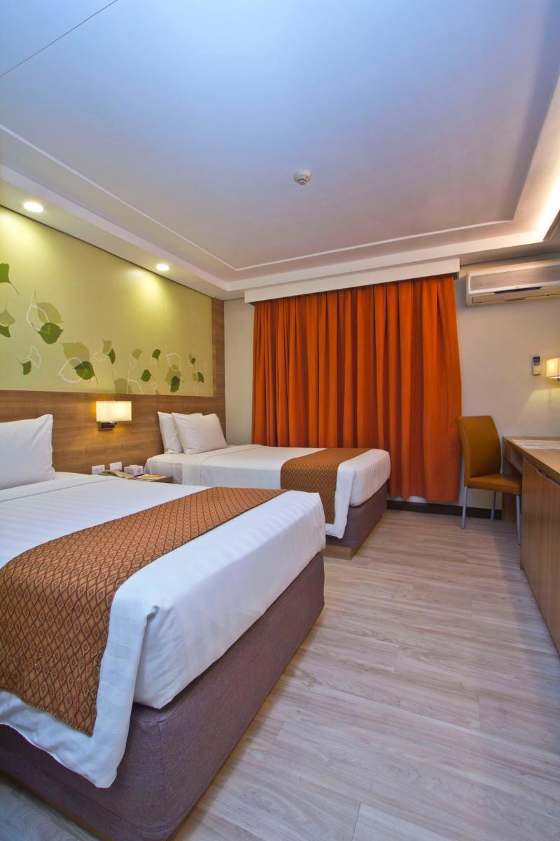 Crown Regency Hotel Makati