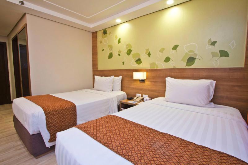 Crown Regency Hotel Makati