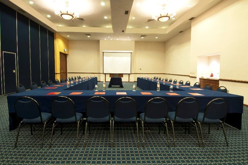 Fiesta Inn Toluca Tollocan