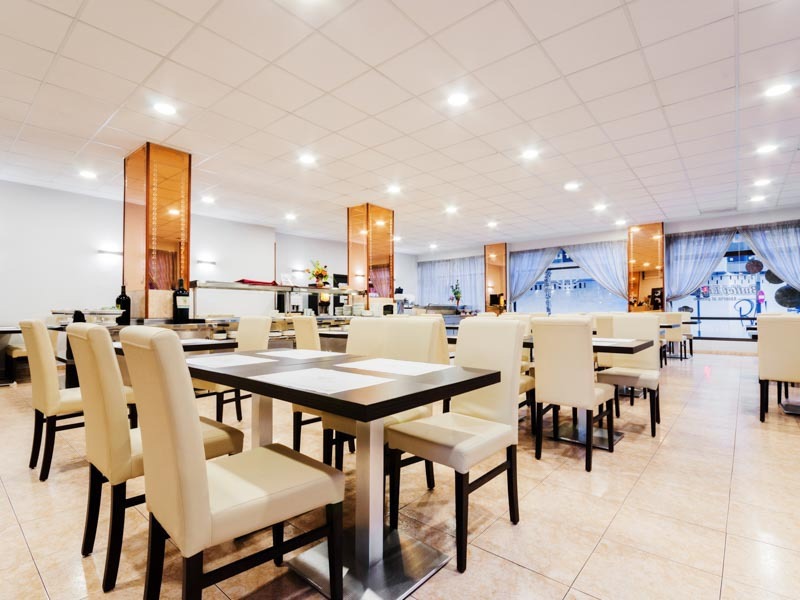 Hotel Fontana Plaza
