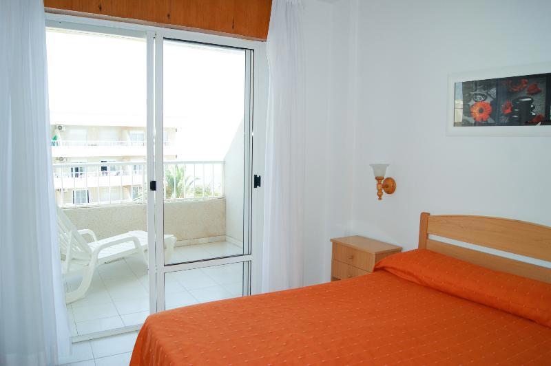 Apartamentos Palmera Beach