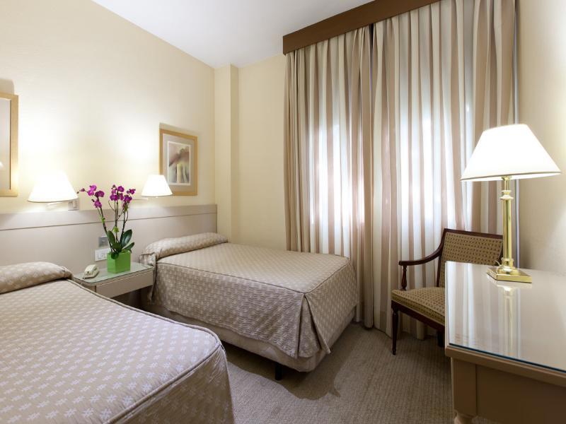 Espahotel Plaza Basilica