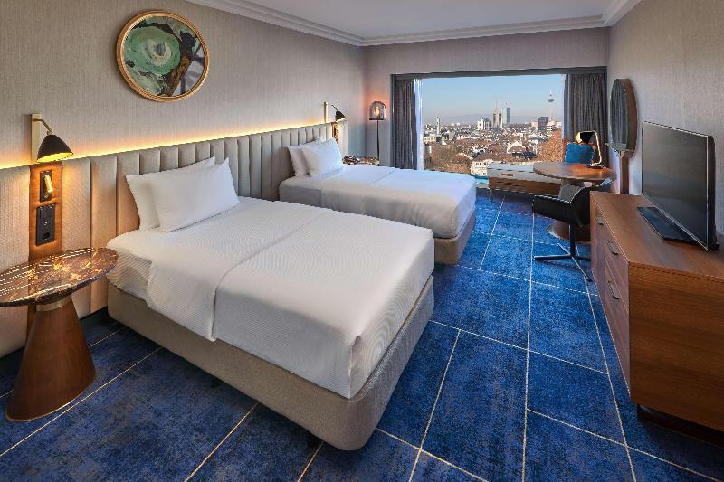 Hilton Frankfurt City Centre galeri fotoğrafı