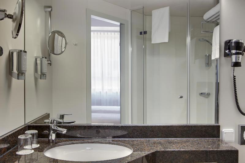 B&B Hotel Kassel-Wilhelmshohe galeri fotoğrafı