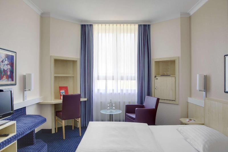 B&B Hotel Kassel-Wilhelmshohe galeri fotoğrafı