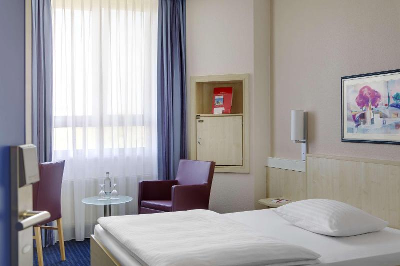B&B Hotel Kassel-Wilhelmshohe galeri fotoğrafı