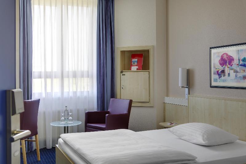 B&B Hotel Kassel-Wilhelmshohe galeri fotoğrafı