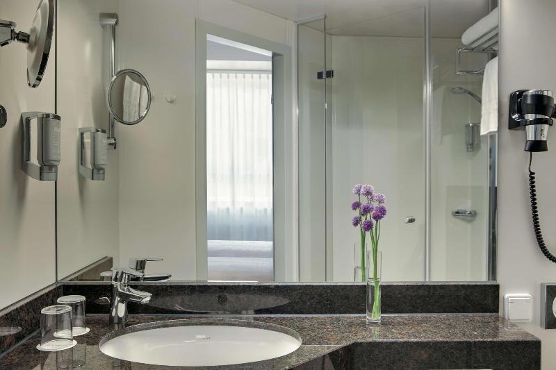 B&B Hotel Kassel-Wilhelmshohe galeri fotoğrafı
