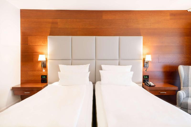 Hilton Frankfurt Gravenbruch galeri fotoğrafı