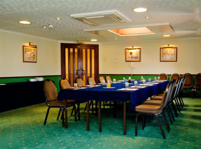 Lovat Hotel